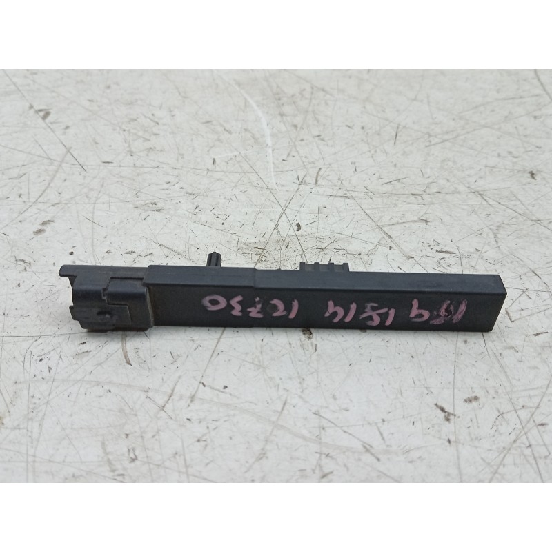 Recambio de amplificador de antena para peugeot 308 sw iii (fc_, fj_, fr_, f4_, fn_) bluehdi 130 (fcyhzl, fcyhzt) referencia OEM
