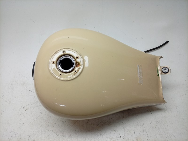 Recambio de deposito combustible para guzzi nevada nevada 750 referencia OEM IAM  GU31100283 