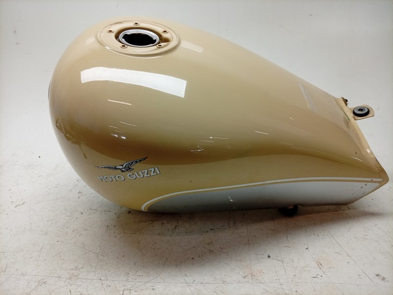 Recambio de deposito combustible para guzzi nevada nevada 750 referencia OEM IAM  GU31100283 