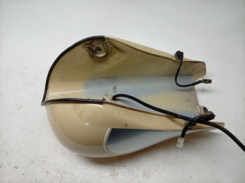 Recambio de deposito combustible para guzzi nevada nevada 750 referencia OEM IAM  GU31100283 