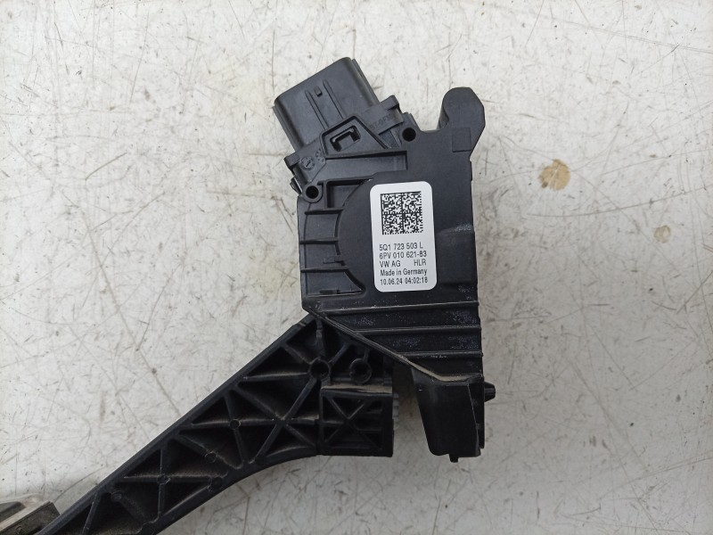 Recambio de potenciometro pedal para volkswagen t-roc (a11, d11) 2.0 tdi referencia OEM IAM  5Q1723503L 