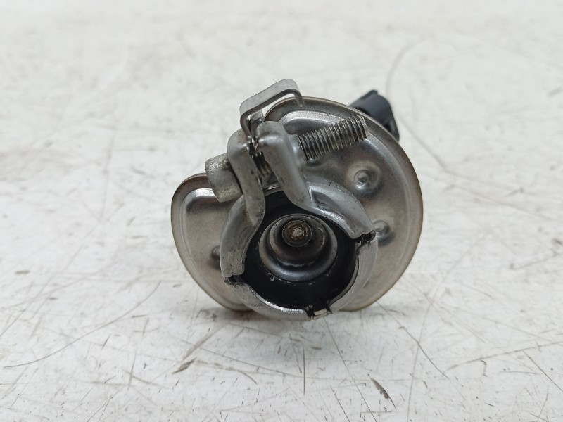 Recambio de inyector para volkswagen t-roc (a11, d11) 2.0 tdi referencia OEM IAM 0444021118 05L131113AD UDF110A37VW