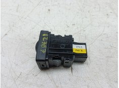 Recambio de interruptor para toyota land cruiser 3p 3.0 d-4d 190 cv referencia OEM IAM  8415252100  2