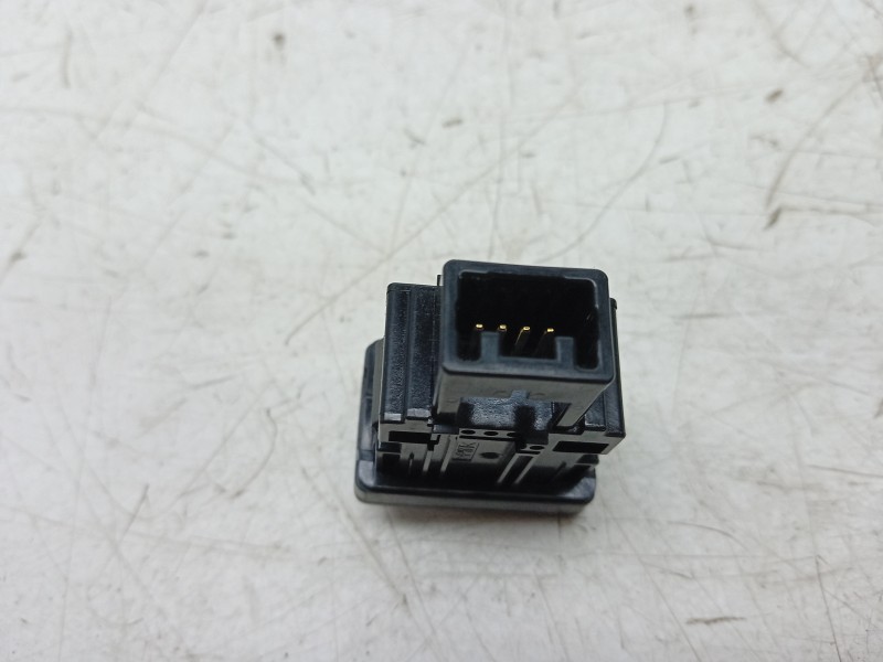 Recambio de interruptor para toyota land cruiser 3p 3.0 d-4d 190 cv referencia OEM IAM  8415252100 