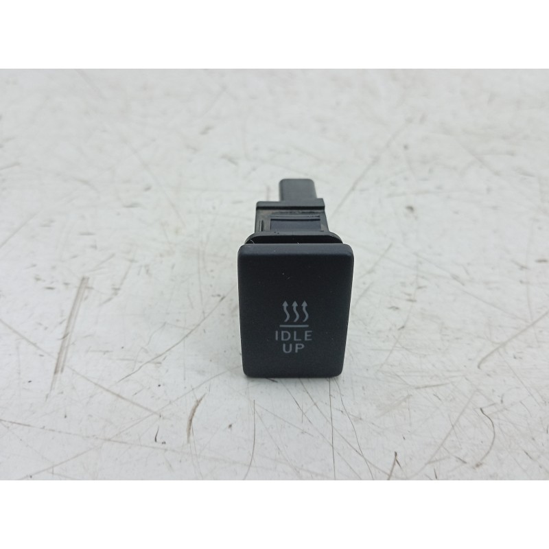 Recambio de interruptor para toyota land cruiser 3p 3.0 d-4d 190 cv referencia OEM IAM  8445360070 