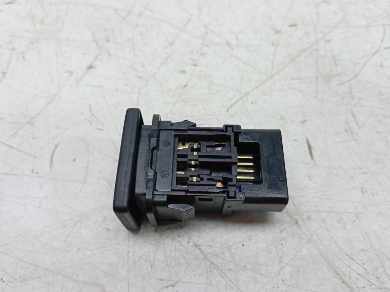 Recambio de interruptor para toyota land cruiser 3p 3.0 d-4d 190 cv referencia OEM IAM  8445360070 