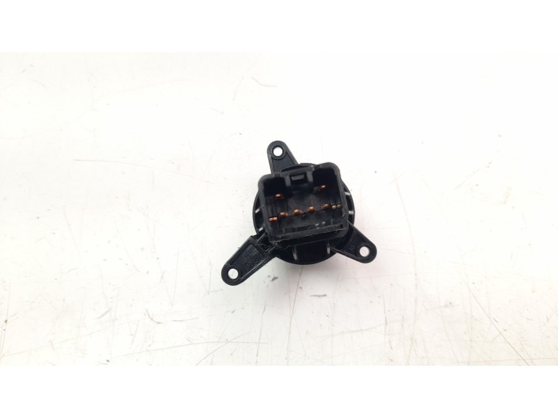 Recambio de interruptor para hyundai ix35 1.7 crdi cat referencia OEM IAM 937802S000  