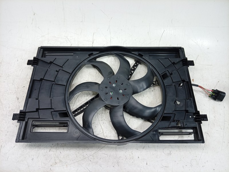 Recambio de electroventilador para volkswagen t-roc (a11, d11) 1.0 tsi referencia OEM IAM  5WA121203DQ 