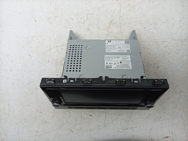 Recambio de sistema audio / radio cd para seat ateca (khp) style xm referencia OEM IAM 575035869M 575035869M 