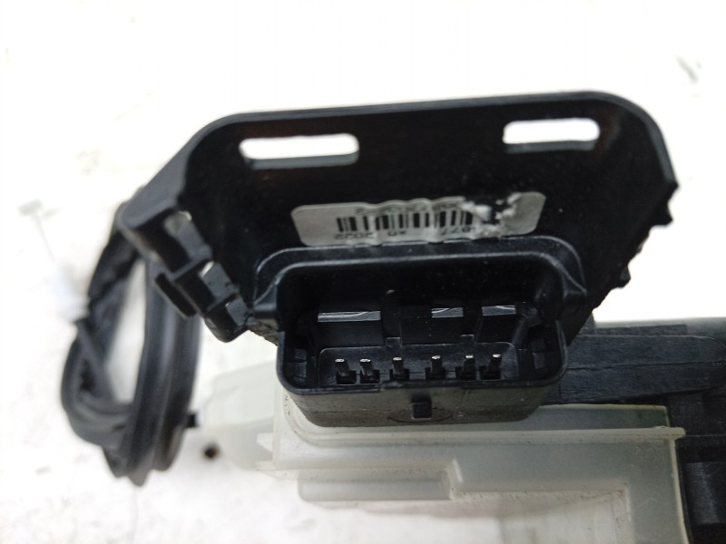 Recambio de cerradura puerta trasera derecha para opel crossland referencia OEM IAM  9826710080 