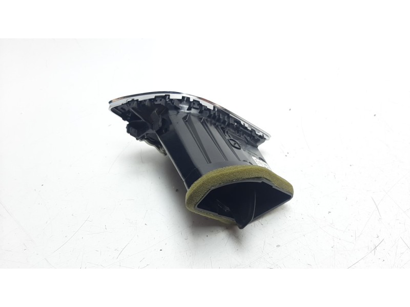 Recambio de rejilla aireadora para seat leon st (5f8) 2.0 tdi referencia OEM IAM 5F1820902FYM8  