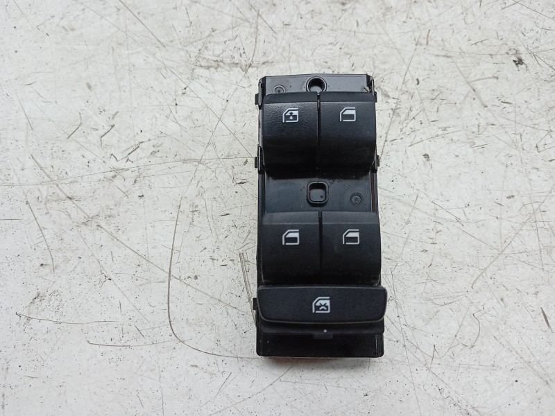 Recambio de mando elevalunas delantero izquierdo para hyundai i20 iii (bc3, bi3) 1.0 t-gdi referencia OEM IAM  93571Q0210 
