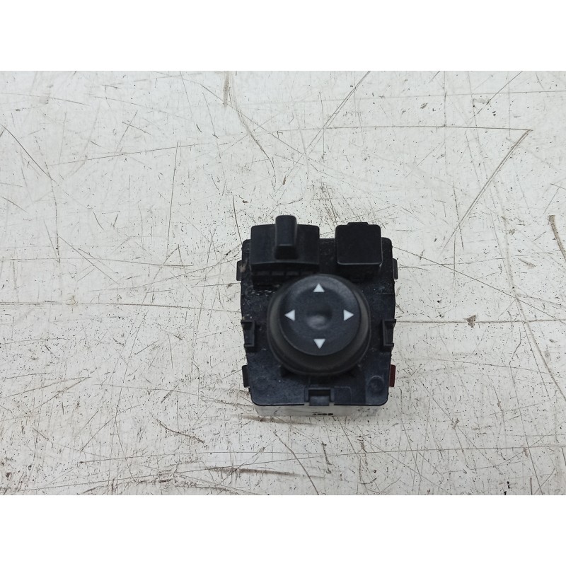 Recambio de mando retrovisor para hyundai i20 iii (bc3, bi3) 1.0 t-gdi referencia OEM IAM  93530BV000 