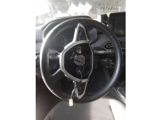 VOLANTE 484004420R 