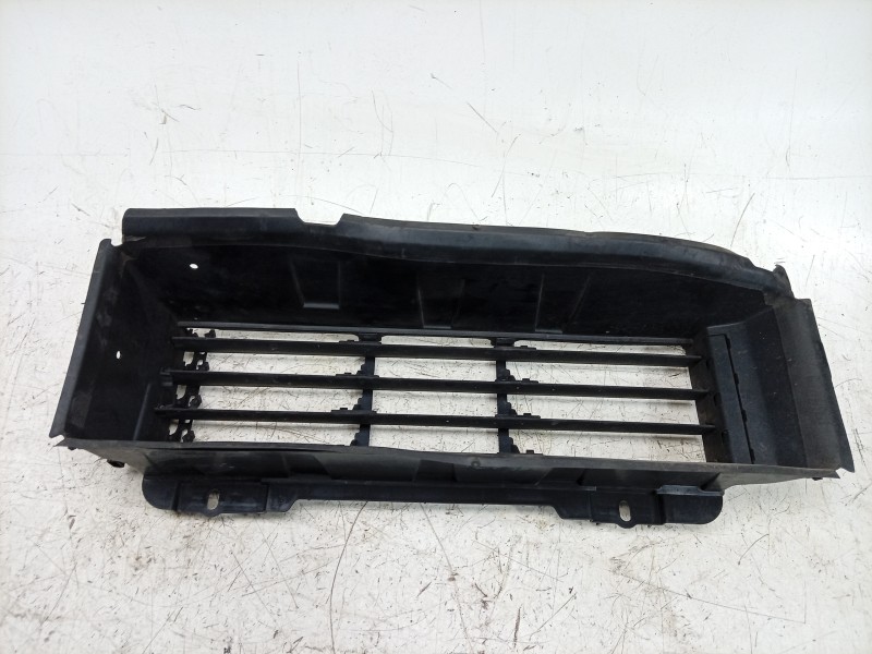 Recambio de canalizador de aire para dacia sandero iii 1.0 tce 90 eco-g referencia OEM IAM  214F60895R 