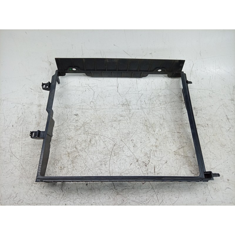Recambio de canalizador de aire para dacia sandero iii 1.0 tce 90 eco-g referencia OEM IAM 165520951R 215594070R 