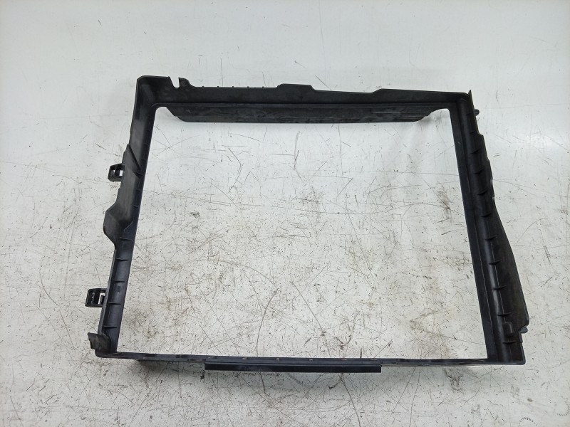 Recambio de canalizador de aire para dacia sandero iii 1.0 tce 90 eco-g referencia OEM IAM 165520951R 215594070R 