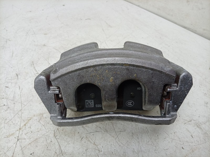 Recambio de pinza de freno delantera izquierda para mercedes-benz eqa (h243) eqa 250+ (243.702) referencia OEM IAM  A1774219700 
