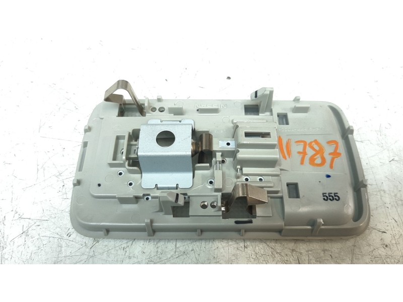 Recambio de luz interior para nissan pulsar (c13) acenta referencia OEM IAM 264103DN0A  