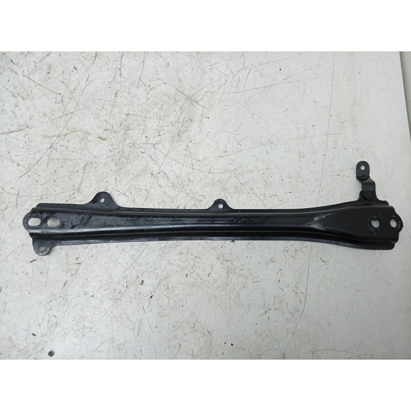 Recambio de travesaño inferior para toyota corolla hatchback (_e21_, _ea1_, _eh1_) 2.0 hybrid (mzeh12) referencia OEM IAM  51107