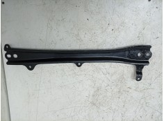 Recambio de travesaño inferior para toyota corolla hatchback (_e21_, _ea1_, _eh1_) 2.0 hybrid (mzeh12) referencia OEM IAM  51107 2