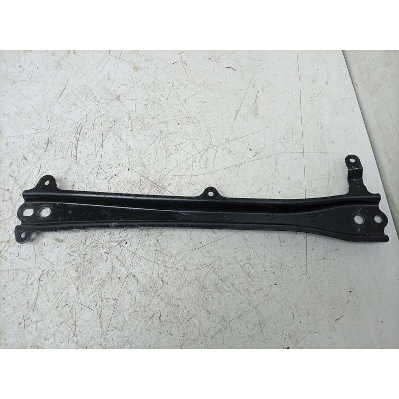 Recambio de travesaño inferior para toyota corolla hatchback (_e21_, _ea1_, _eh1_) 2.0 hybrid (mzeh12) referencia OEM IAM  51108