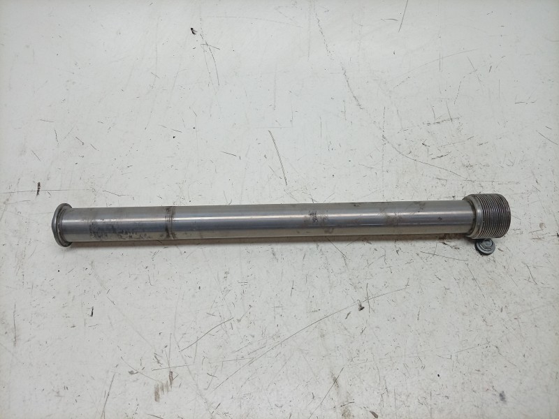 Recambio de eje trasero para bmw r 18 r 18 classic (rh18) referencia OEM IAM  33357925189 
