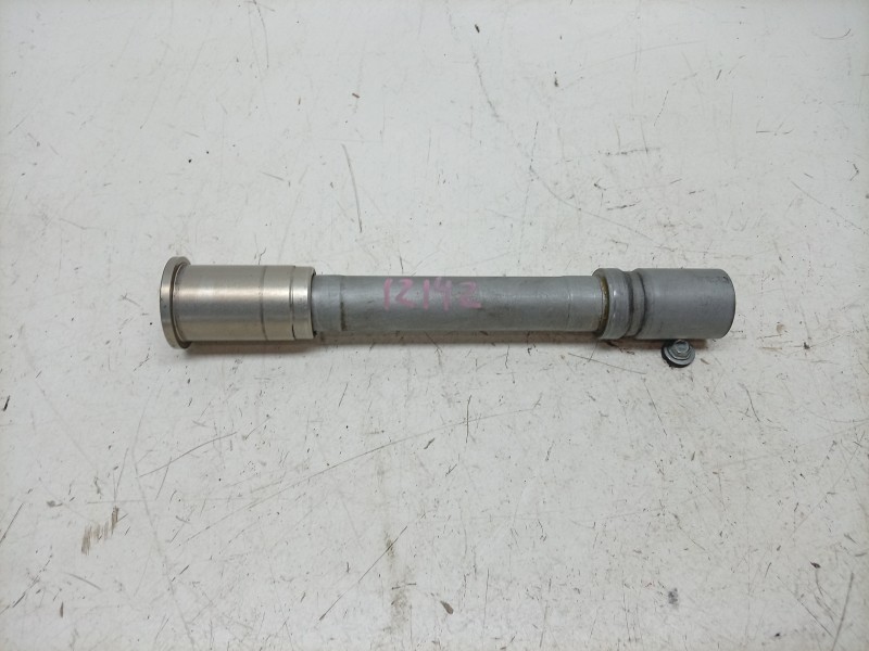 Recambio de eje de rueda para bmw s s 1000 rr (2r99) referencia OEM IAM  31427713304 