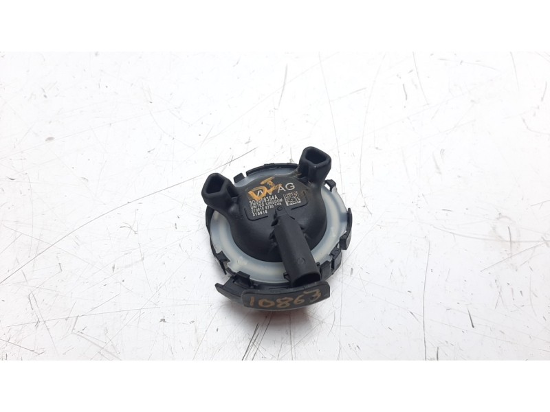 Recambio de sensor para seat leon st (5f8) 2.0 tdi referencia OEM IAM 3Q0959354A  
