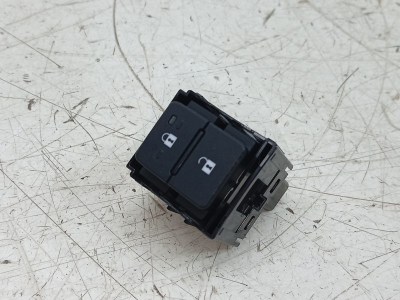 Recambio de interruptor para lexus lbx referencia OEM IAM  849300E160 