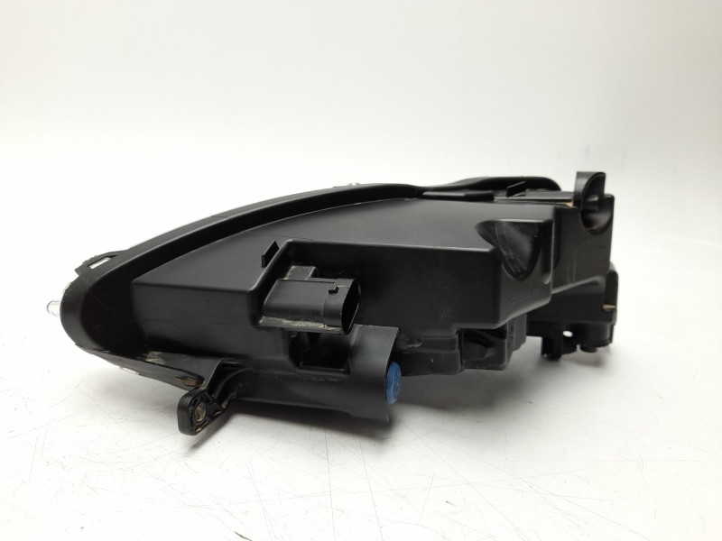 Recambio de faro antiniebla derecho para seat ateca (khp) style xm referencia OEM IAM  5F0941702C 10121391005/9020102/ST4304413