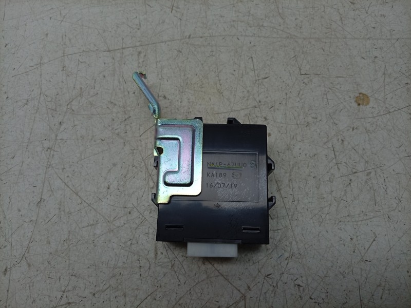 Recambio de modulo electronico para abarth 124 spider 1.4 (348) referencia OEM IAM NA1P67UU0 NA1P67UU0 