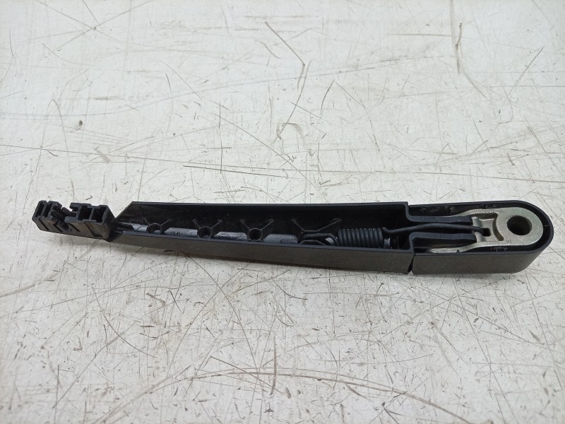 Recambio de brazo limpia trasero para opel crossland referencia OEM IAM 3392392060 13478261 