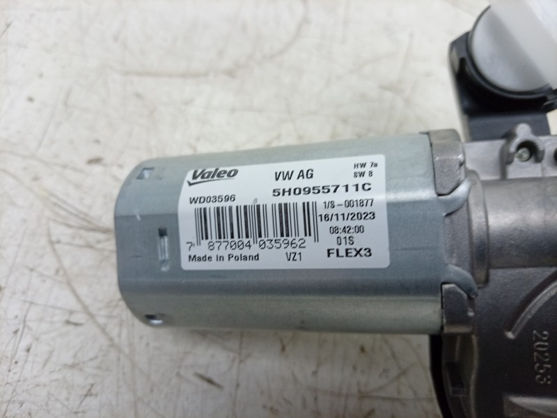 Recambio de motor limpia trasero para volkswagen golf viii (cd1, da1) 1.5 etsi referencia OEM IAM W000108530 5H0955711C 