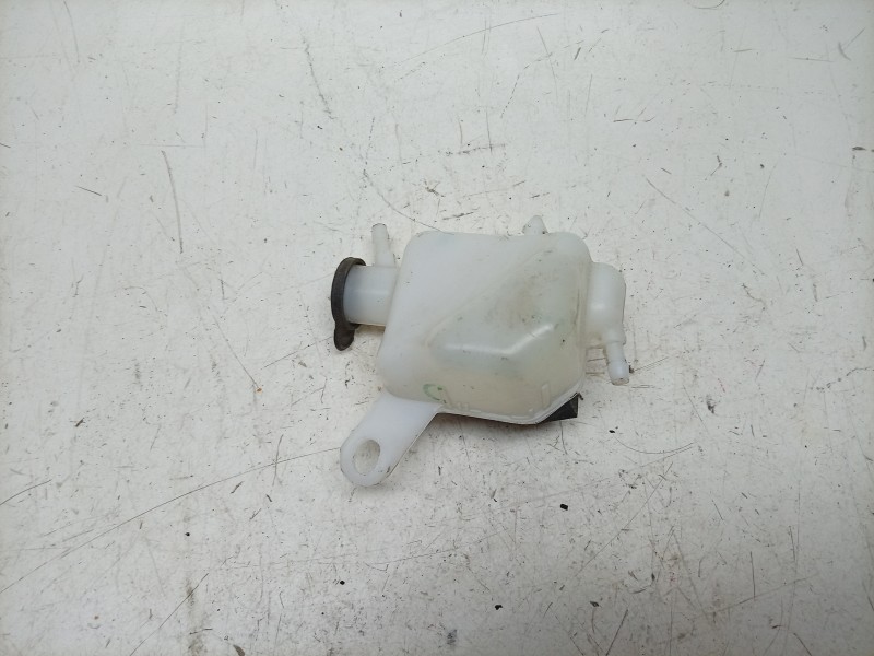 Recambio de deposito expansion para yamaha x-max 125 referencia OEM IAM  B9YF187100 