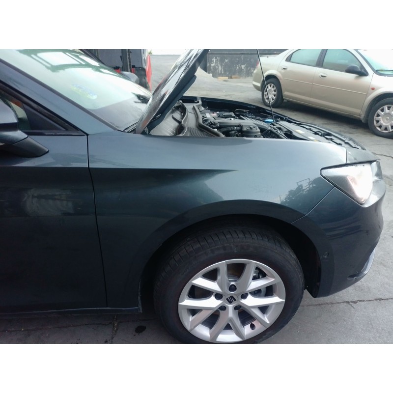 Recambio de aleta delantera derecha para seat leon sportstourer (kl8, kld) 1.5 etsi referencia OEM IAM   