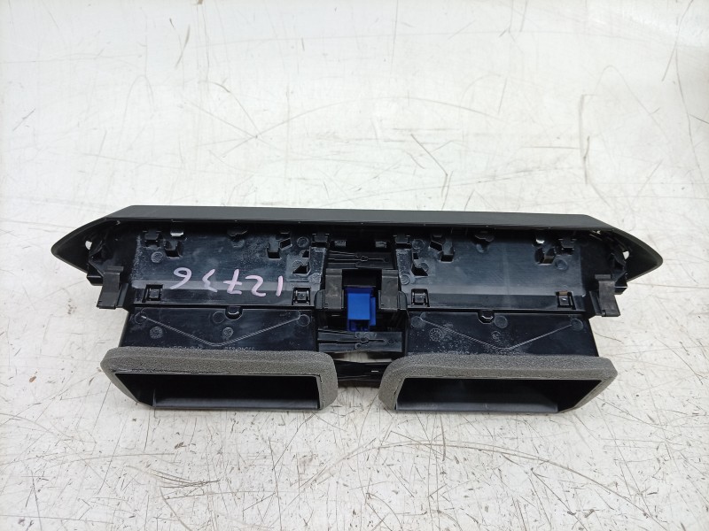 Recambio de aireador central para seat leon 1.5 etsi 85 kw (kl) referencia OEM IAM  5FA819110A 
