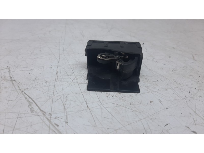 Recambio de interruptor para citroen c3 1.6 blue-hdi fap referencia OEM IAM 9666186877  