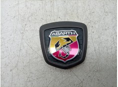 EMBLEMA 68348937AA 