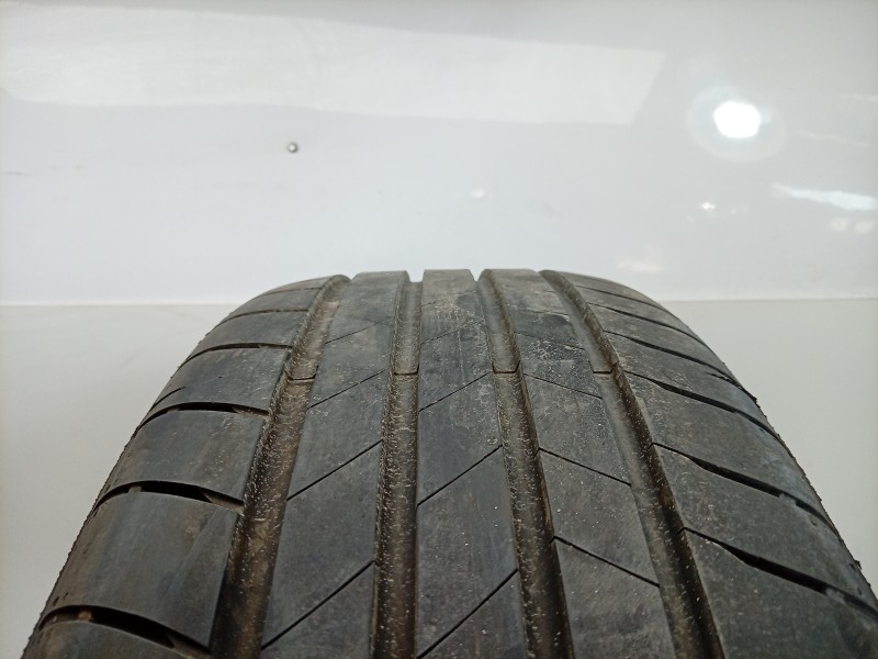 Recambio de neumatico para nissan qashqai iii (j12) 1.5 vc-t referencia OEM IAM  2355518 