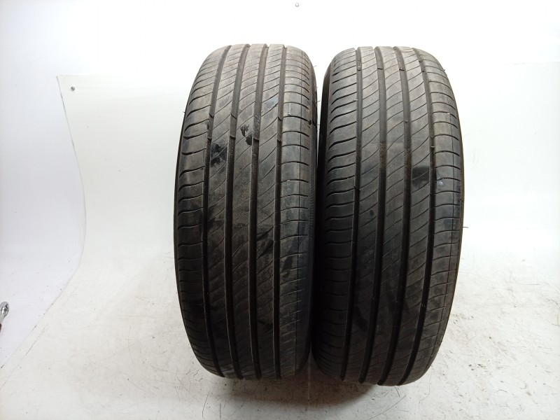 Recambio de neumatico para kia sportage 1.6 t-gdi 160 cv referencia OEM IAM  2156517 