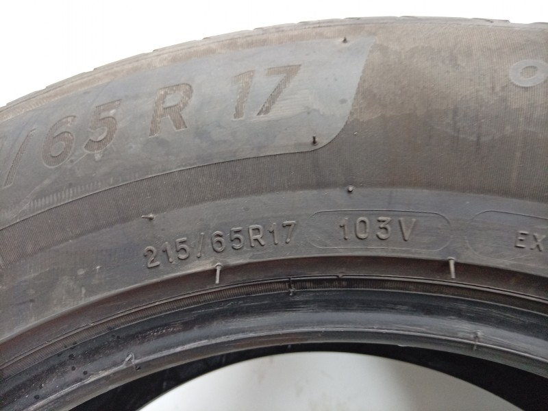 Recambio de neumatico para kia sportage 1.6 t-gdi 160 cv referencia OEM IAM  2156517 