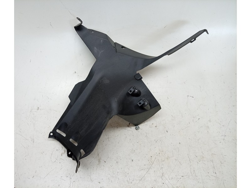 Recambio de moldura para honda nt1100 referencia OEM IAM  64571MLFE00 