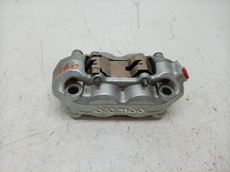 Recambio de pinza de freno delantera derecha para ducati monster 696 m 696 referencia OEM IAM  61041041A 