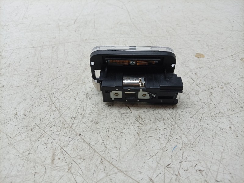 Recambio de luz interior para abarth 124 spider 1.4 (348) referencia OEM IAM  6000612744 