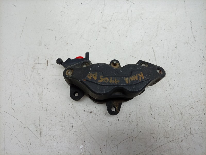 Recambio de pinza de freno delantera derecha para kawasaki z 900 z 900 referencia OEM IAM  430800131DJ 