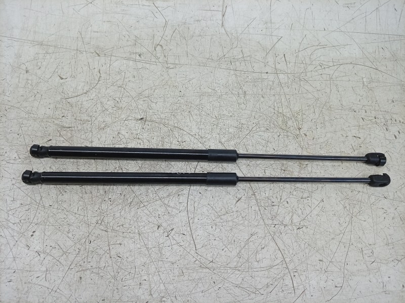 Recambio de amortiguadores maletero / porton para hyundai inster ax referencia OEM IAM 81831O6020 81841O6020 