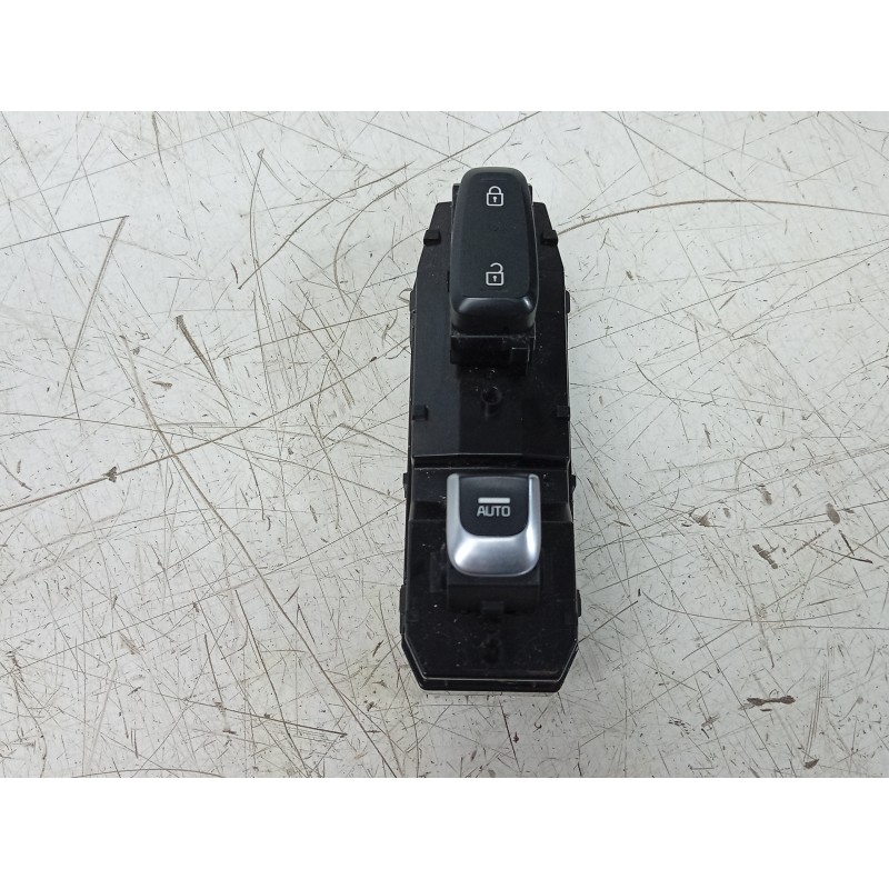 Recambio de mando elevalunas delantero derecho para kia sportage iv (ql, qle) 1.6 gdi referencia OEM IAM  93575F1050 