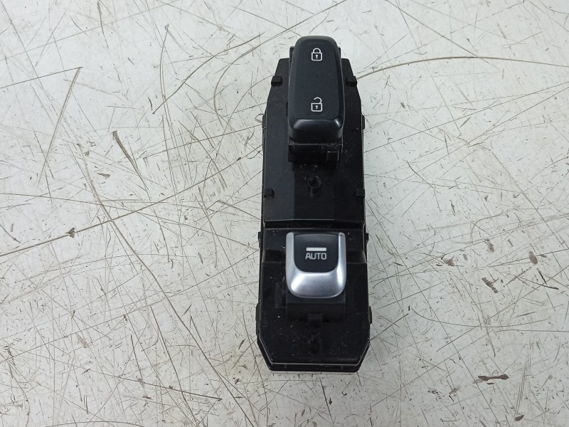 Recambio de mando elevalunas delantero derecho para kia sportage iv (ql, qle) 1.6 gdi referencia OEM IAM  93575F1050 