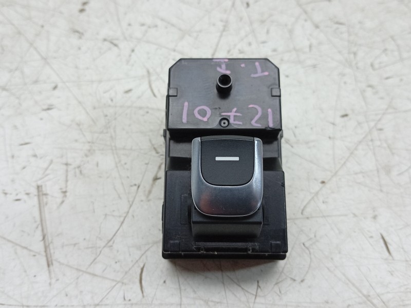 Recambio de mando elevalunas trasero izquierdo para kia sportage iv (ql, qle) 1.6 gdi referencia OEM IAM  93590D9100 